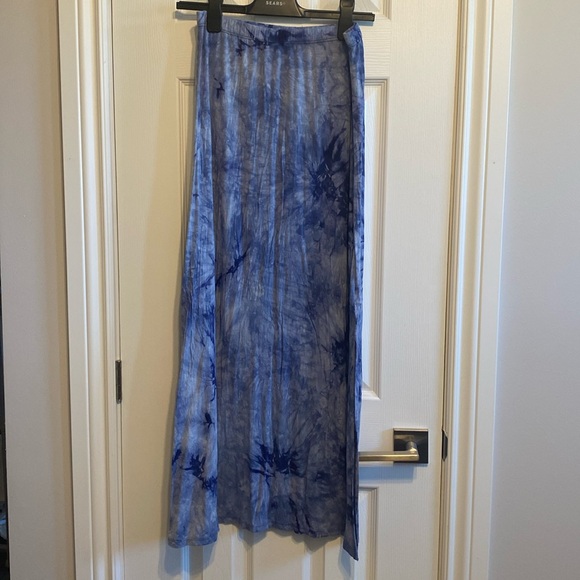 Tie dye maxi skirt - Picture 2 of 4